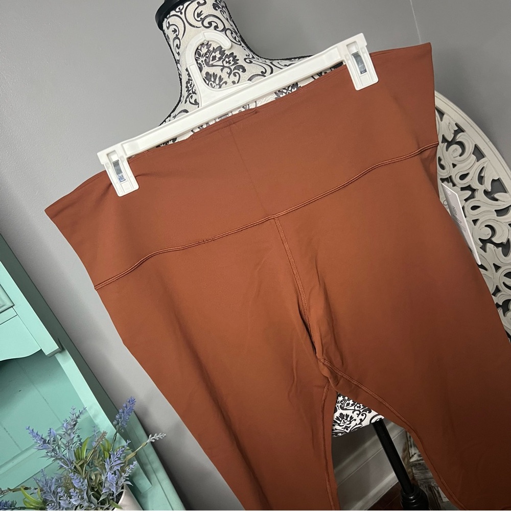 Athleta Ultra High Rise Elation 7/8 Legging Size 3X NWT Ancient Mahogany - Picture 3 of 14